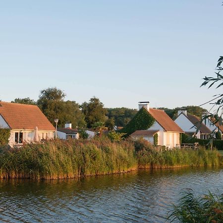 Sunparks Oostduinkerke - Plopsaland Hotel Exterior photo